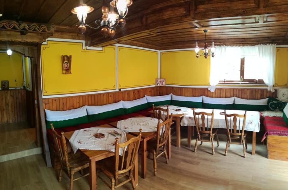 Радкината Къща Hotel Koprivshtitsa Exterior foto